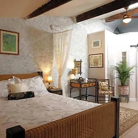 Maison De Textile לינה וארוחת בוקר