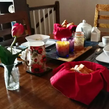 Maison De Textile Bed & Breakfast